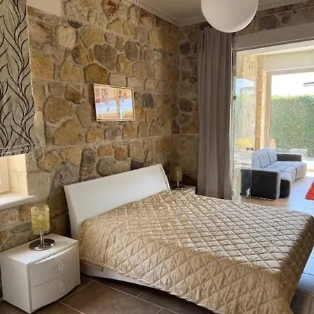 Private With Swimming Pool Villa Siviri